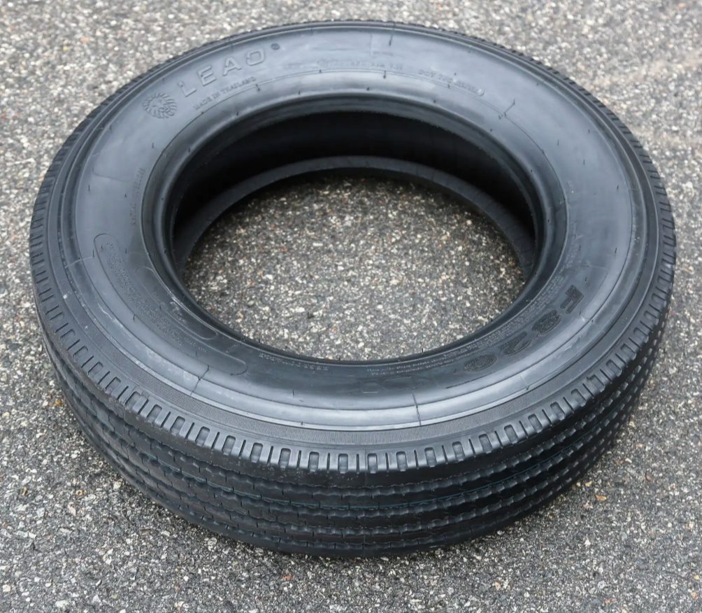 LEAO F820 LT285/70R19.5